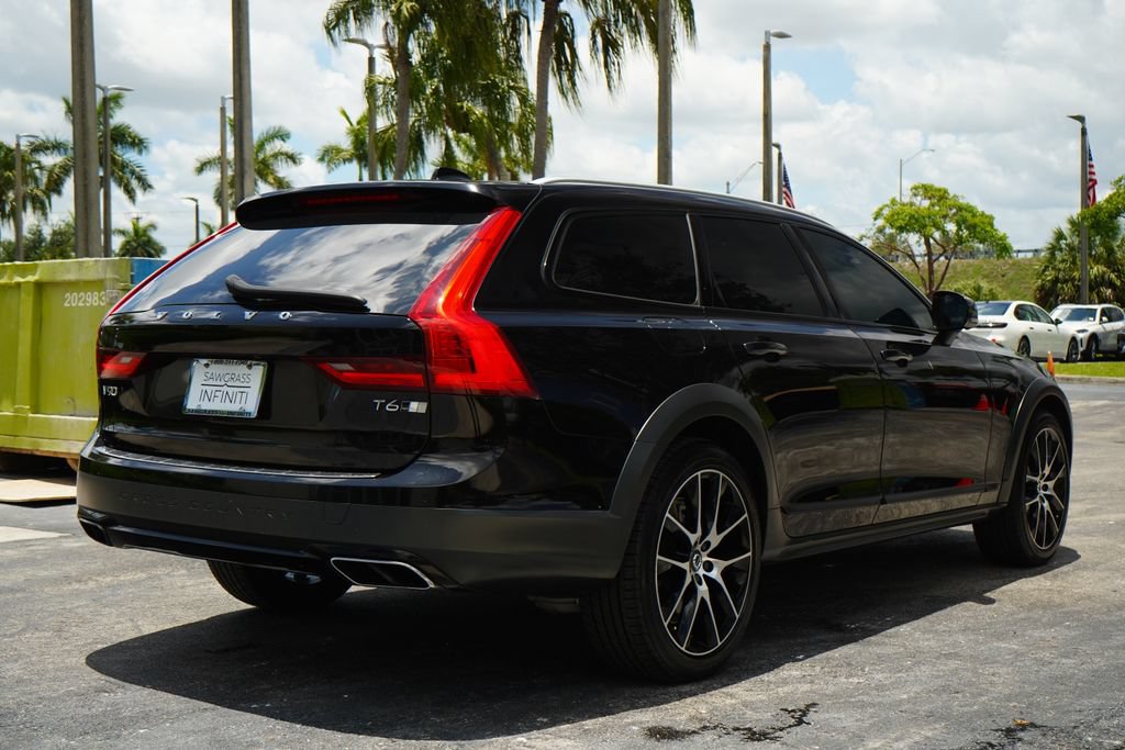 Used 2019 Volvo V90 T6 Cross Country AWD/4WD image 11