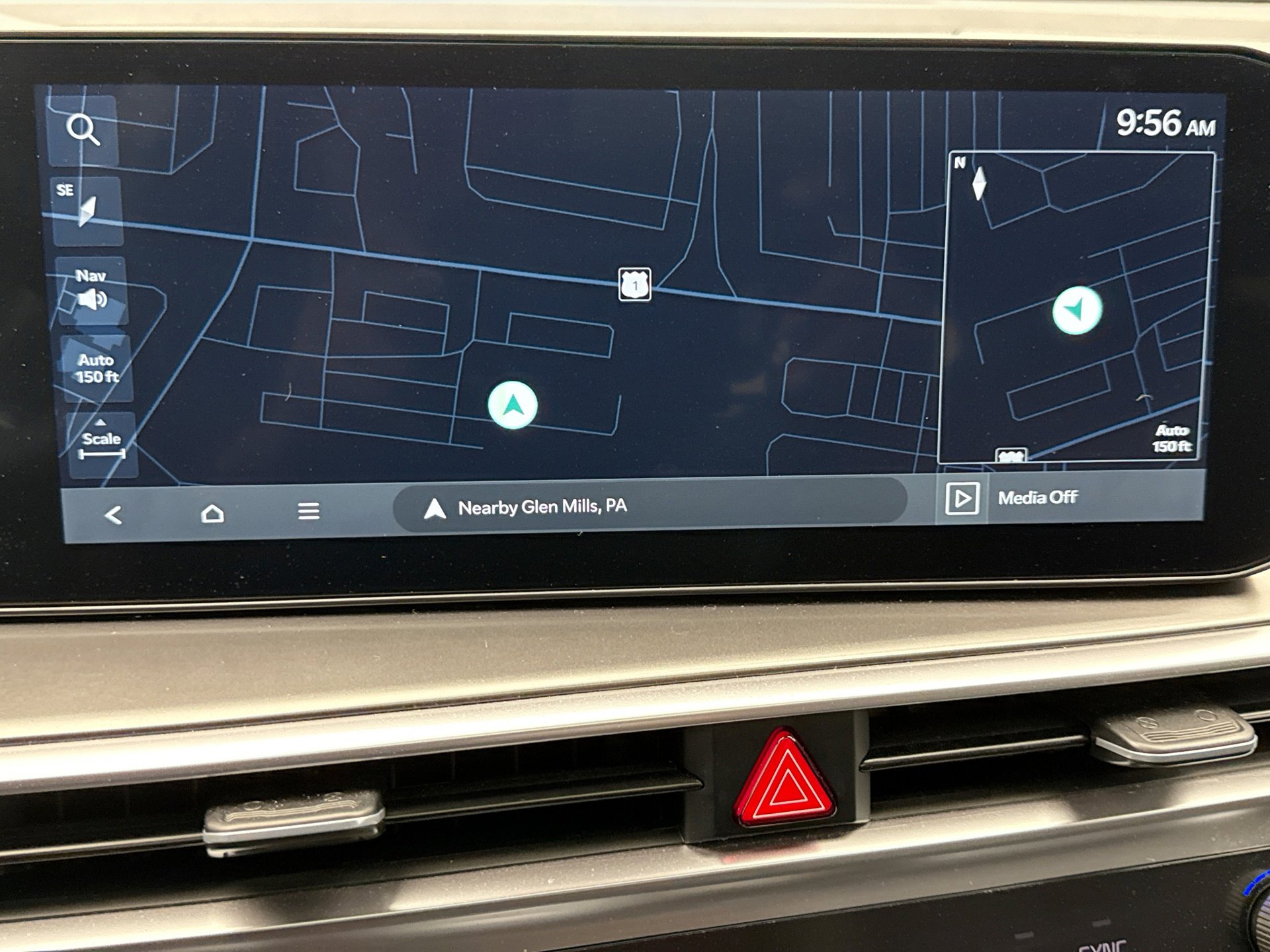 Used 2025 Kia Sorento EX image 15