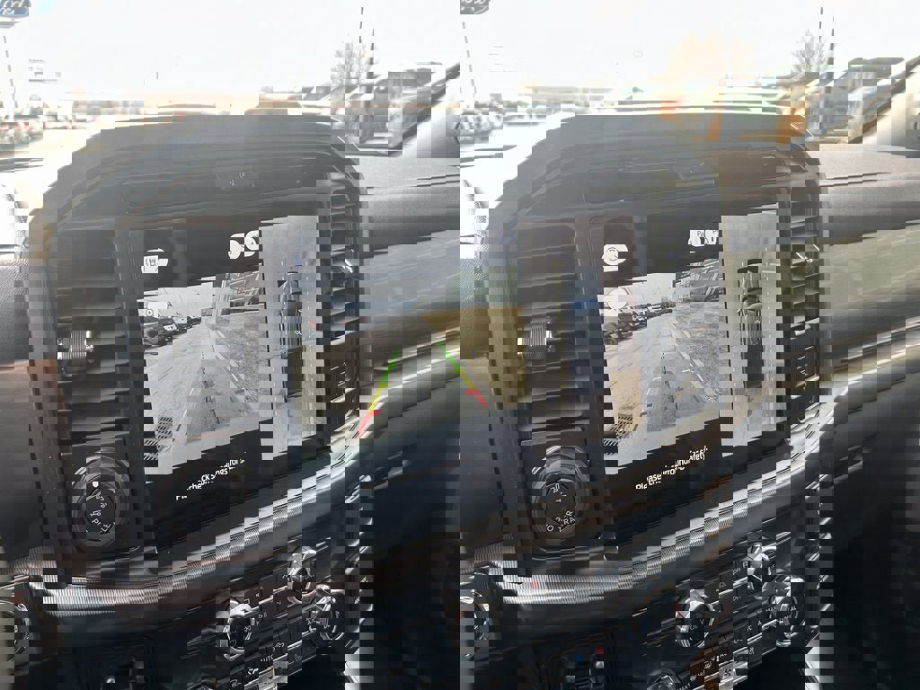 New 2026 Ford F150 Lariat w/ Equipment Group 502A High image 26