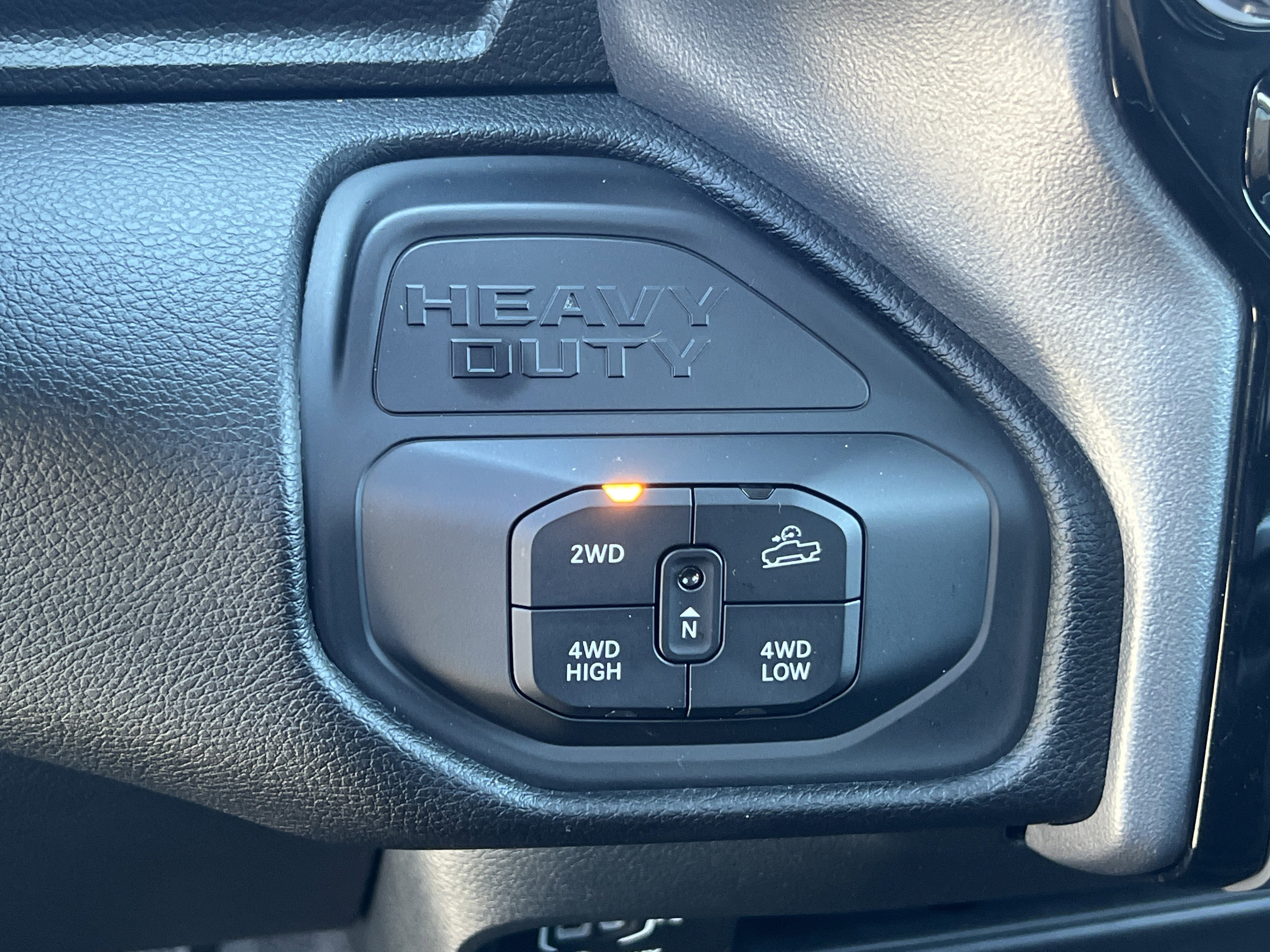 Used 2025 RAM 2500 Big Horn AWD/4WD image 39