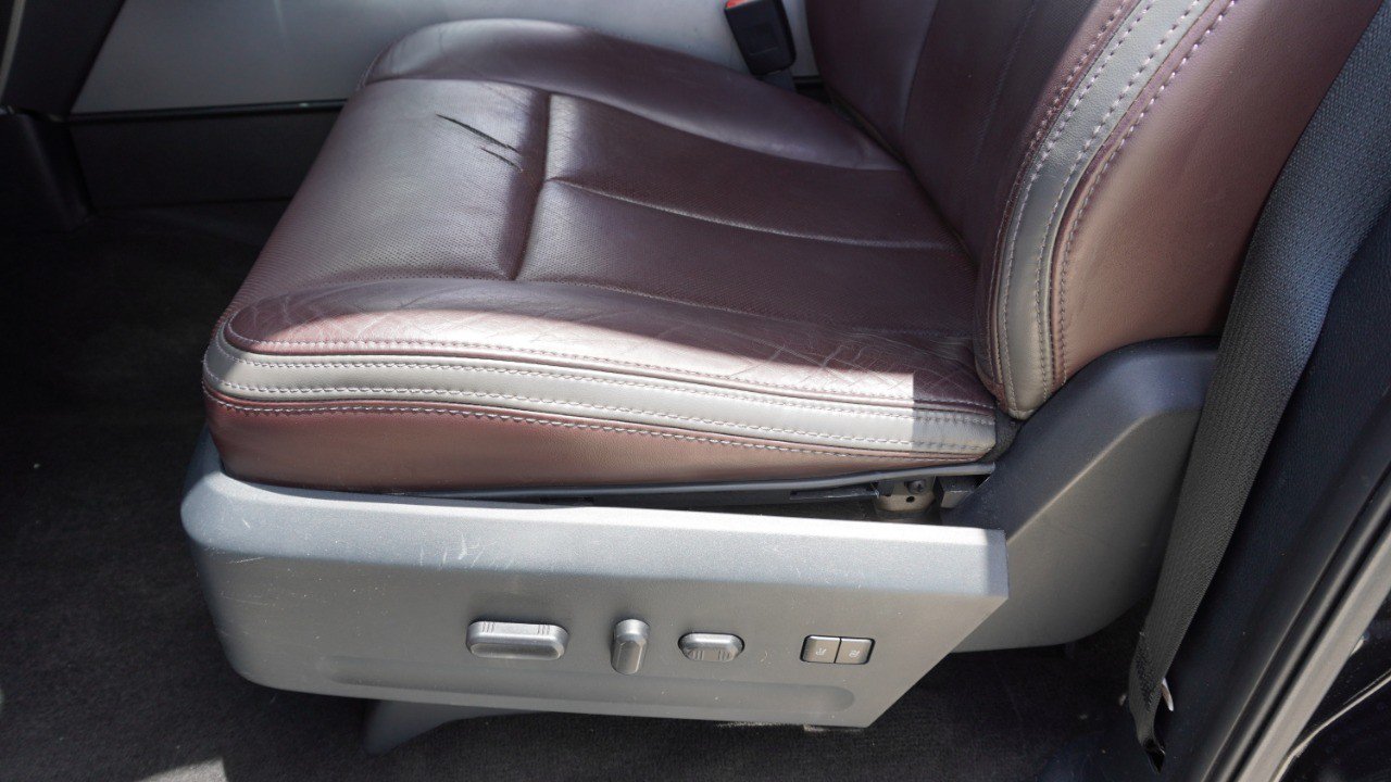 Used 2015 Ford Expedition EL Platinum RWD image 22