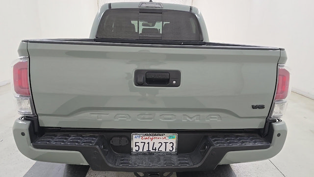 Used 2023 Toyota Tacoma TRD Off-Road w/ TRD Premium Off Road Package AWD/4WD image 15