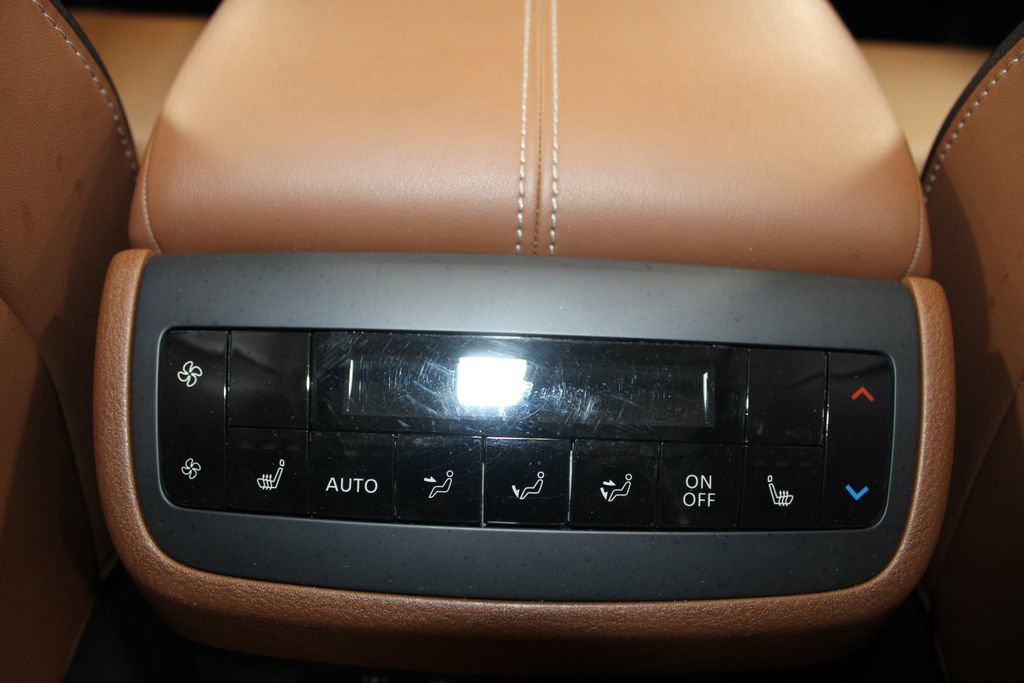 Used 2024 Nissan Pathfinder Platinum w/ Cargo Package image 35