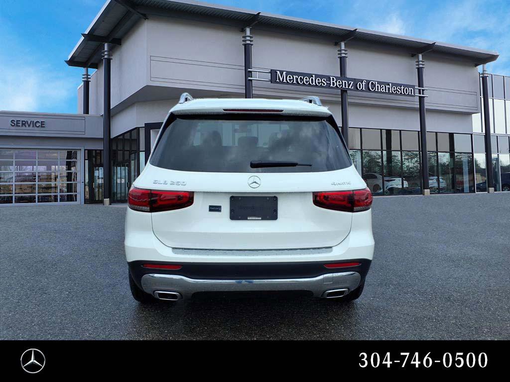 Certified 2022 Mercedes-Benz GLB 250 4MATIC image 4