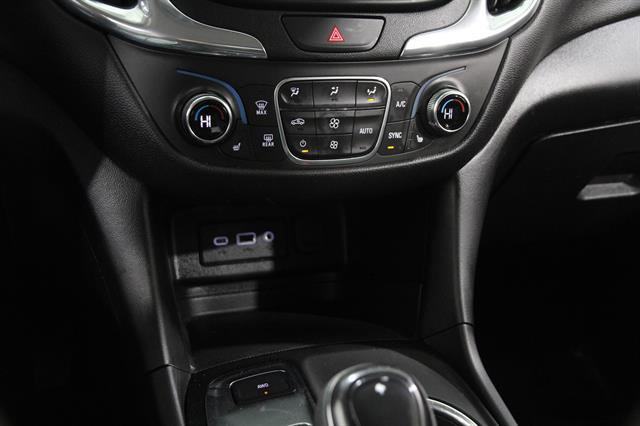 Used 2020 Chevrolet Equinox LT image 14