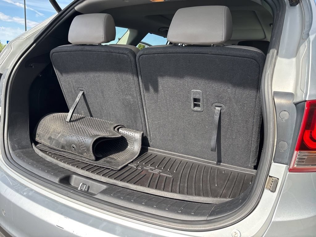 Used 2017 Hyundai Santa Fe Limited AWD/4WD image 18