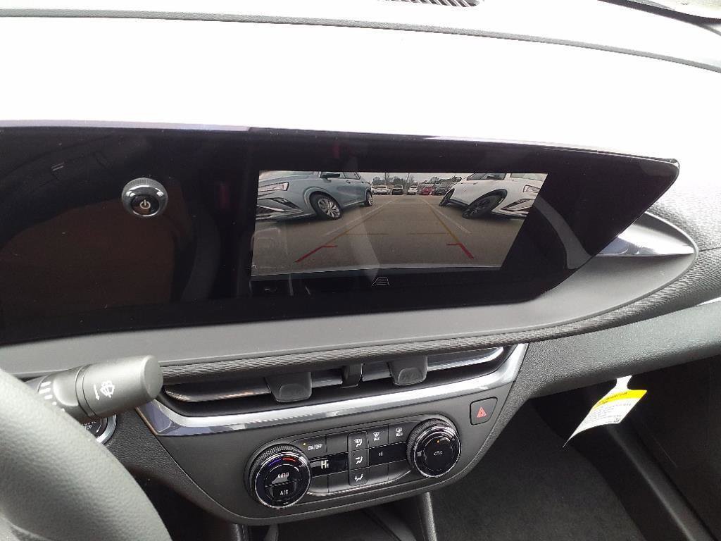 Certified 2024 Buick Envista Preferred w/ Convenience II Package image 15