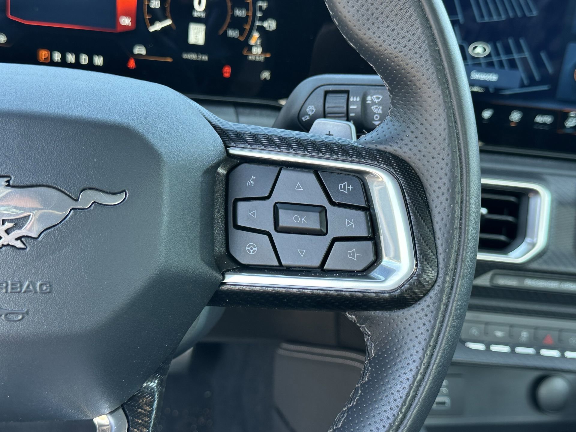 Used 2025 Ford Mustang GT Premium RWD image 23