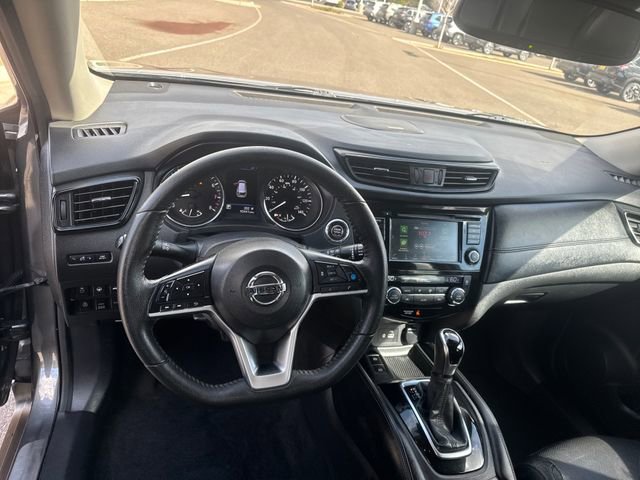 Used 2019 Nissan Rogue SL w/ Premium Package image 14