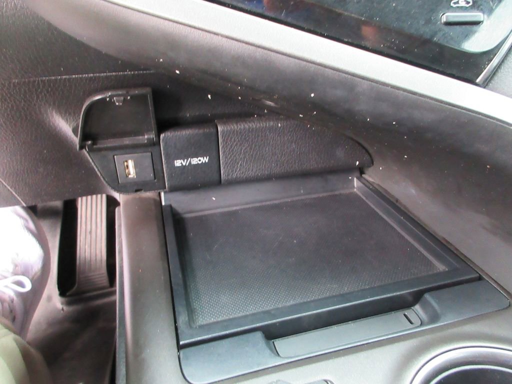 Used 2021 Toyota Camry SE image 28