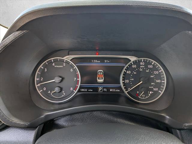 Used 2025 Nissan Sentra SV image 14