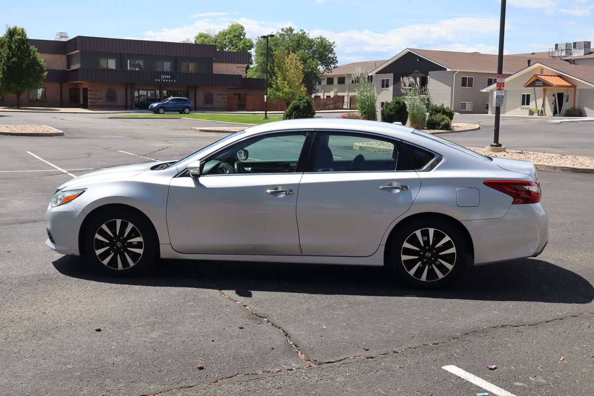 Used 2018 Nissan Altima 2.5 SL FWD image 9