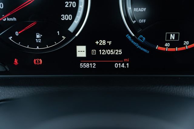 Used 2018 BMW M2 image 26