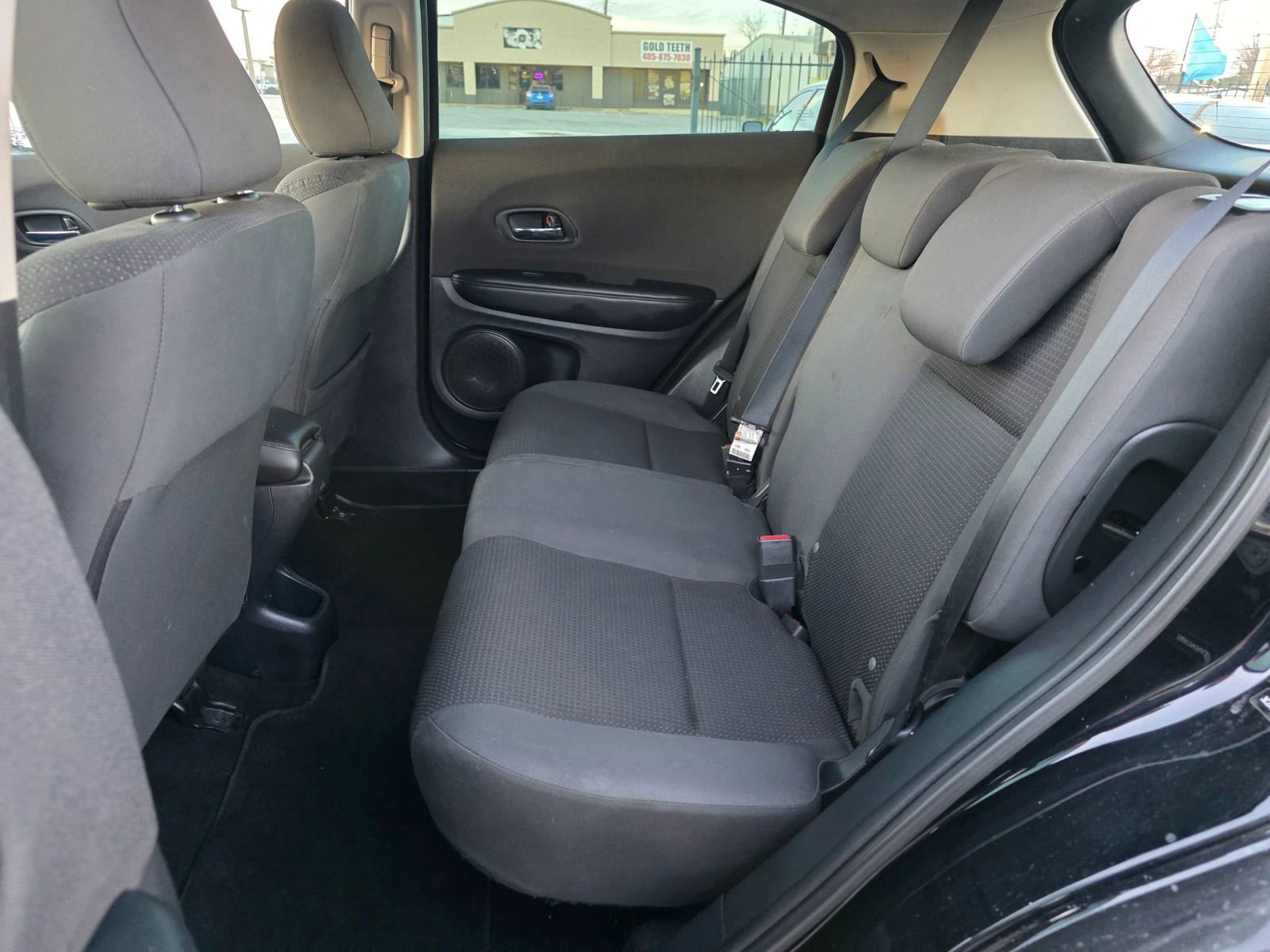 Used 2019 Honda HR-V LX image 10