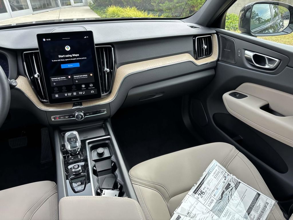 New 2026 Volvo XC60 B5 Plus w/ Protection Package Premier image 30