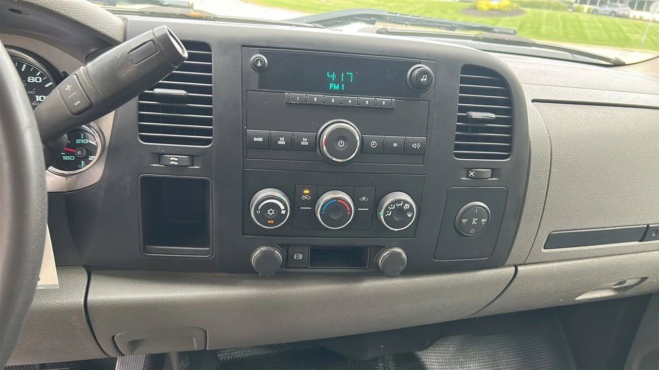 Used 2011 Chevrolet Silverado 3500 W/T RWD image 35