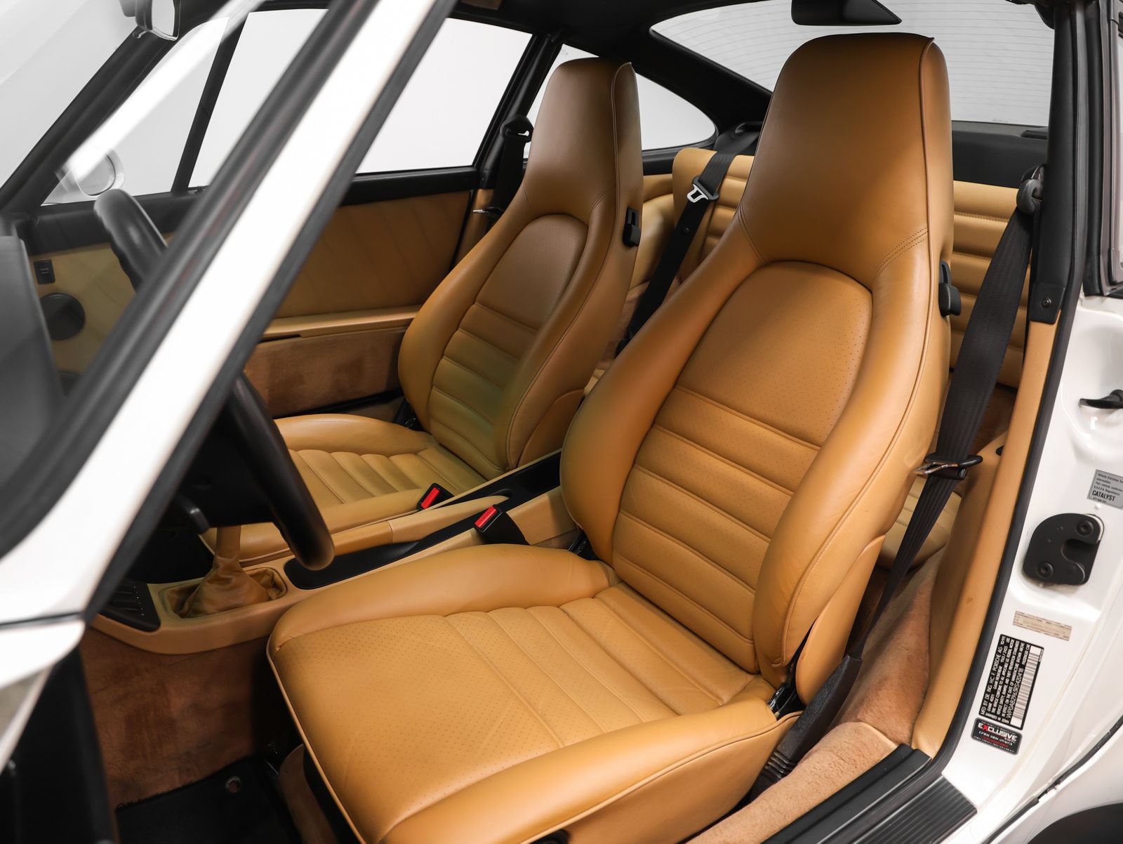 Used 1994 Porsche 911 Carrera 4 AWD/4WD image 5