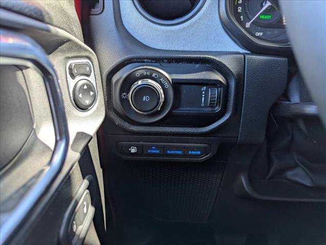 Used 2025 Jeep Wrangler Sport S w/ Convenience Group image 15