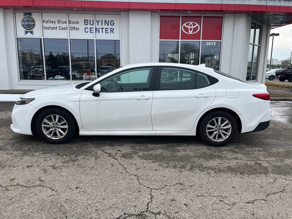 Certified 2025 Toyota Camry LE image 29