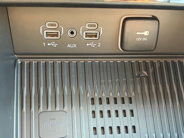 New 2026 Jeep Grand Cherokee Altitude AWD/4WD image 22