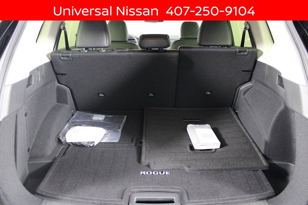 New 2026 Nissan Rogue Platinum w/ Platinum Premium Package image 12