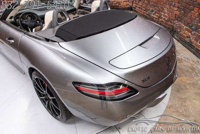 Used 2014 Mercedes-Benz SLS AMG GT Roadster w/ Designo Style Package image 18