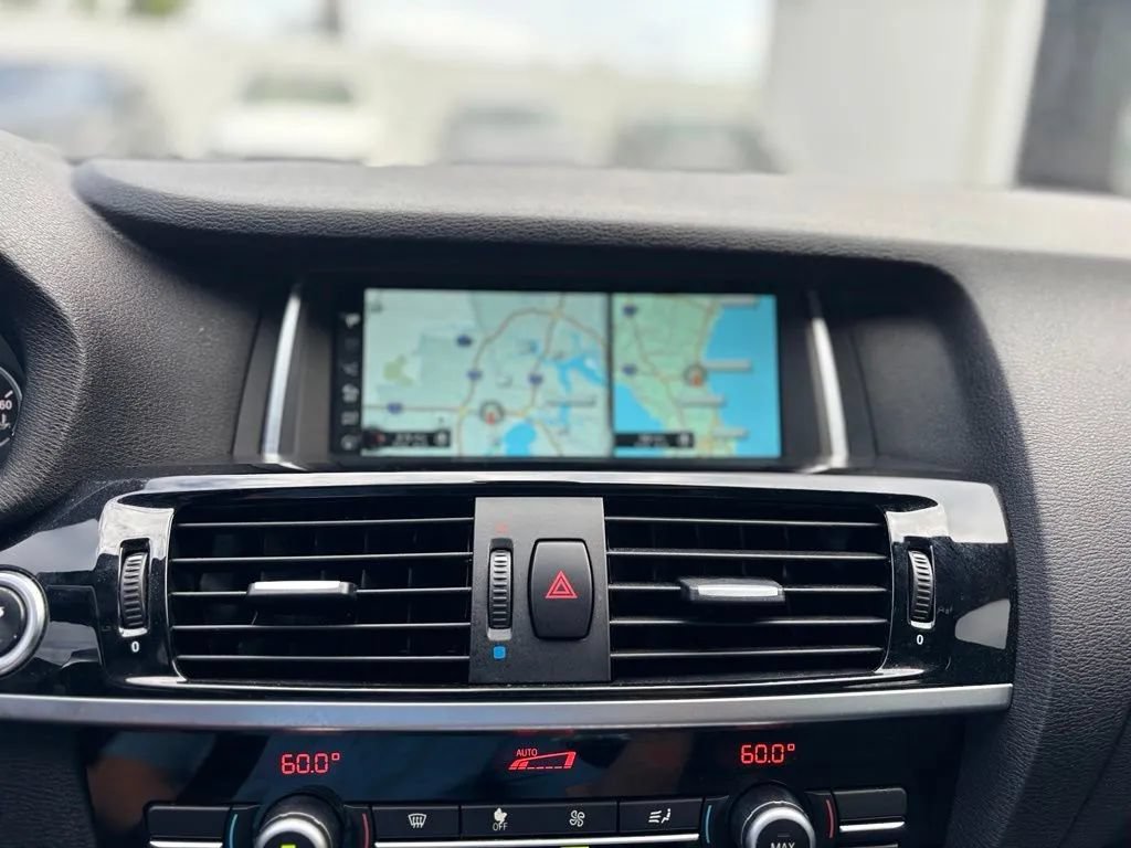 Used 2017 BMW X4 M40i AWD/4WD image 16