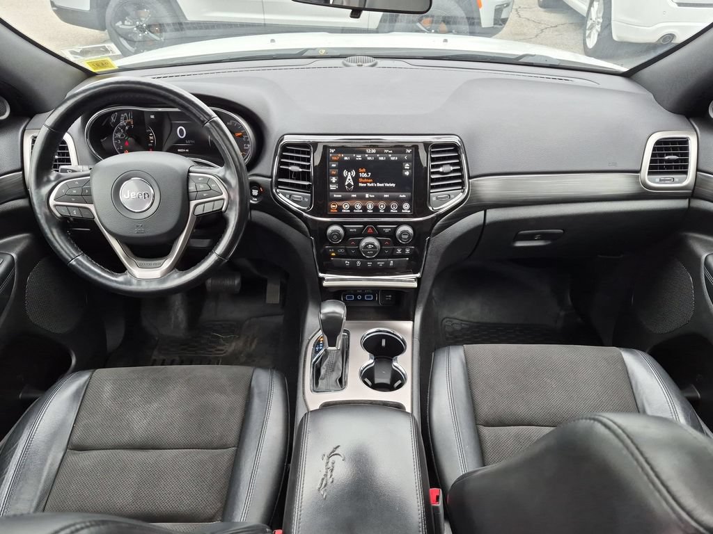 Used 2021 Jeep Grand Cherokee Laredo X AWD/4WD image 22