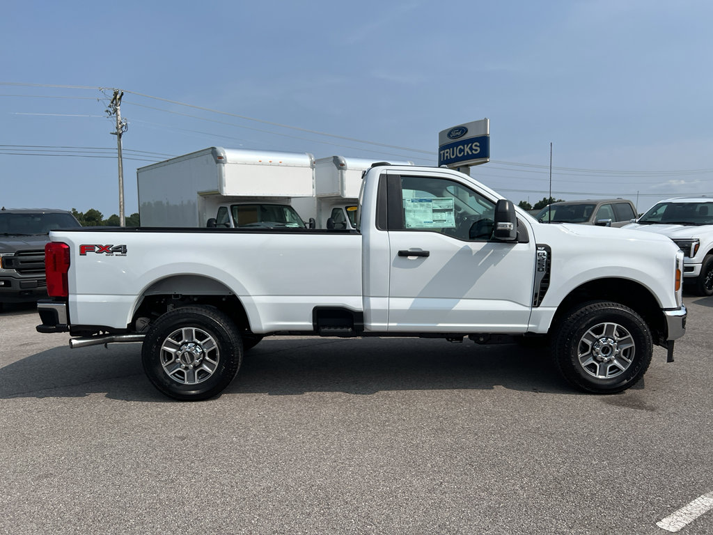New 2025 Ford F250 XLT image 20
