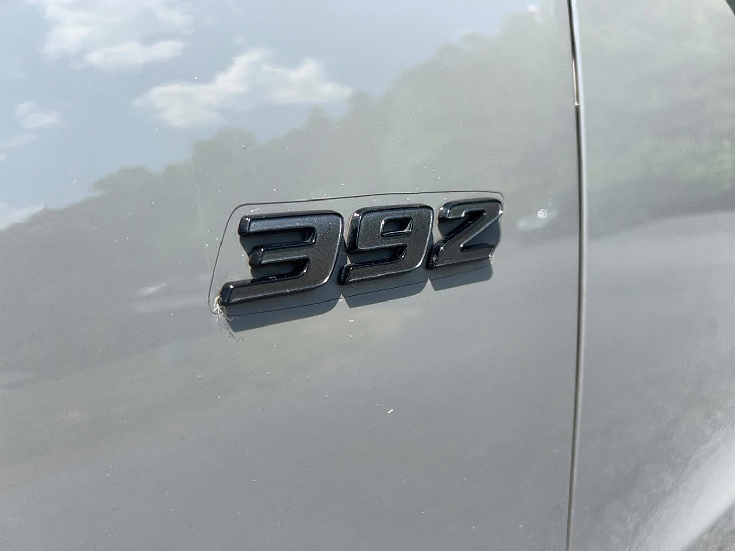 Used 2022 Dodge Durango SRT w/ Technology Group AWD/4WD image 10