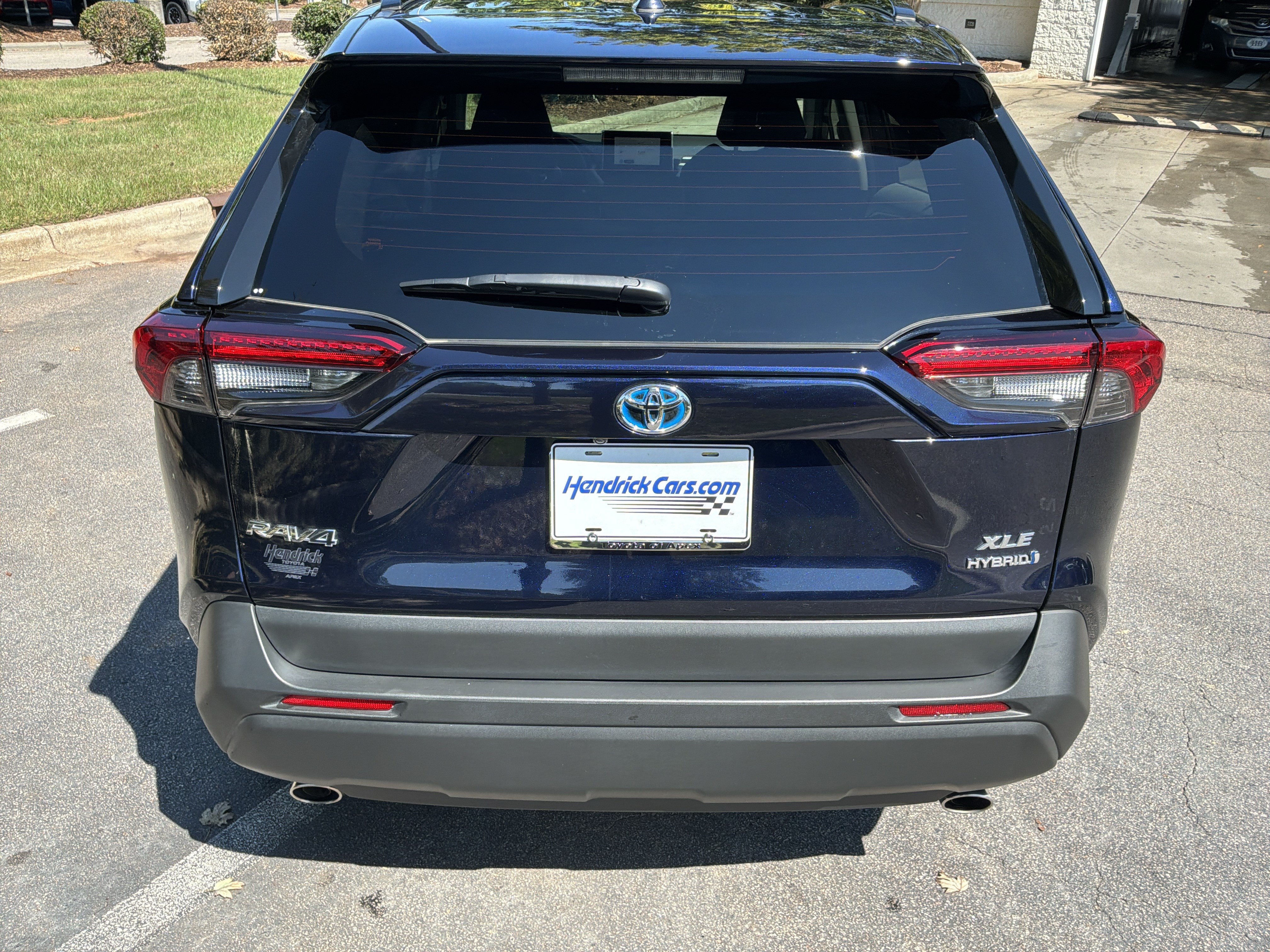 Used 2024 Toyota RAV4 XLE w/ Convenience Package AWD/4WD image 9