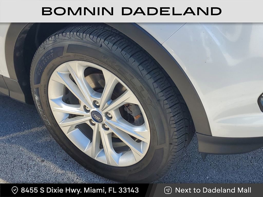 Used 2019 Ford Escape SE image 10