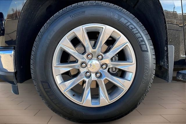 Used 2019 Chevrolet Silverado 1500 LTZ w/ LTZ Premium Package image 9