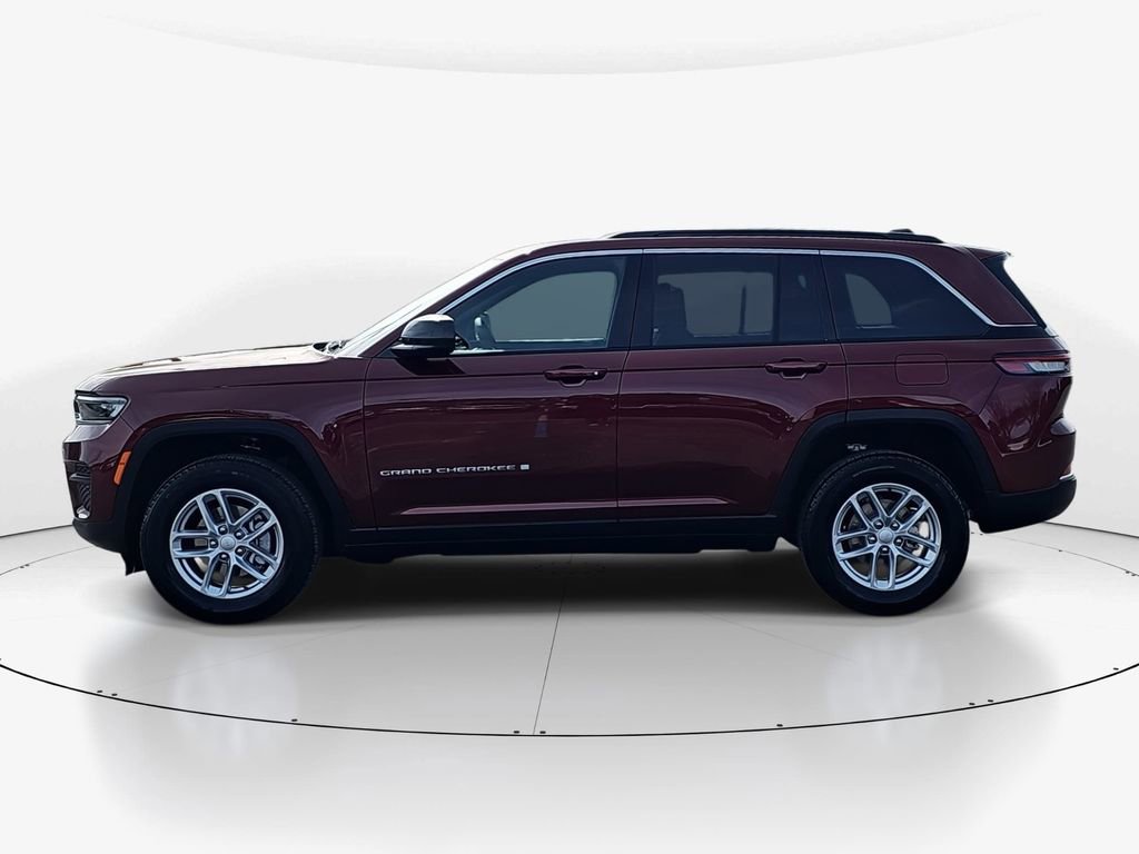 Used 2025 Jeep Grand Cherokee Laredo X w/ Luxury Tech Group I image 8