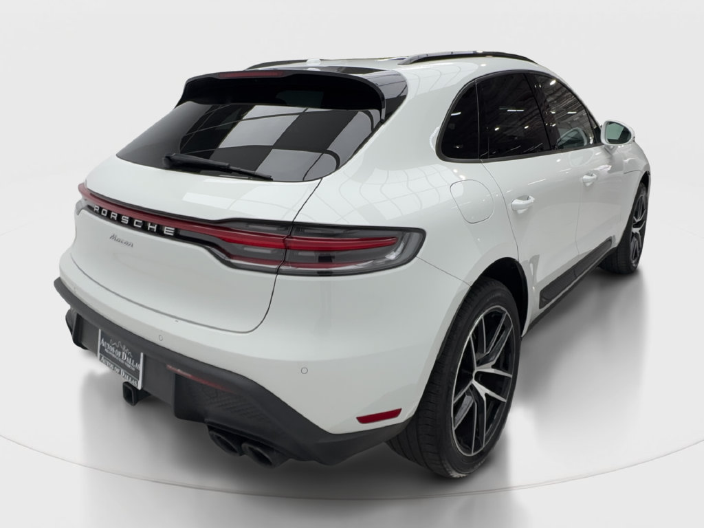 Used 2024 Porsche Macan w/ Premium Plus Package AWD/4WD image 8