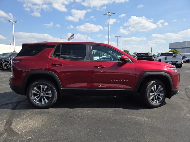 New 2026 Chevrolet Equinox LT w/ Convenience Package II AWD/4WD image 18