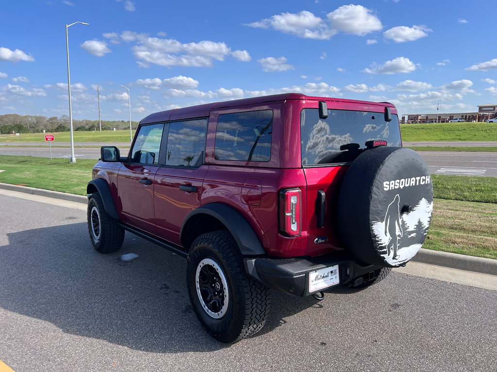 Used 2025 Ford Bronco Badlands image 5