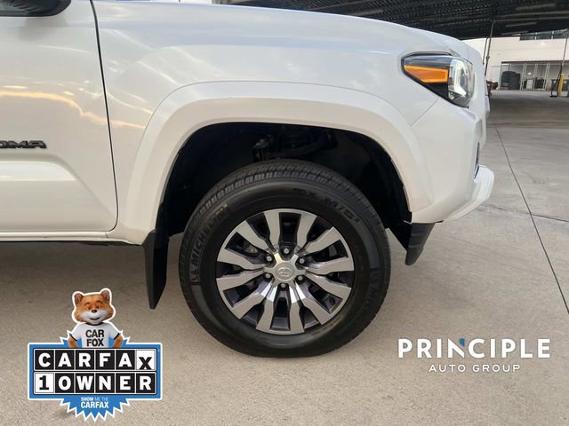 Used 2022 Toyota Tacoma Limited image 4