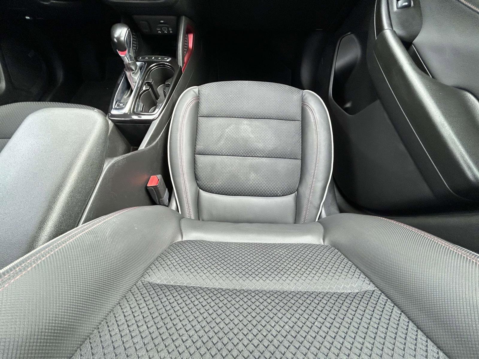 Used 2022 Chevrolet TrailBlazer RS w/ Sun and Liftgate Package image 15