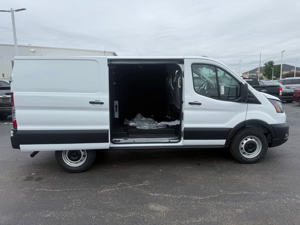 New 2026 Ford Transit 250 Low Roof w/ Load Area Protection Package RWD image 50