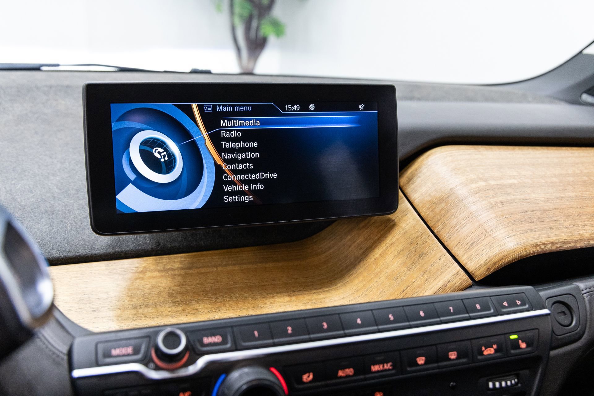 Used 2015 BMW i3 w/ Range Extender image 19