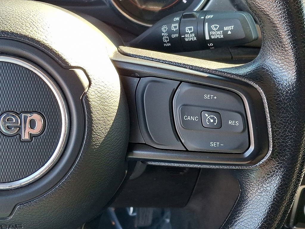 Used 2023 Jeep Wrangler Sport image 21