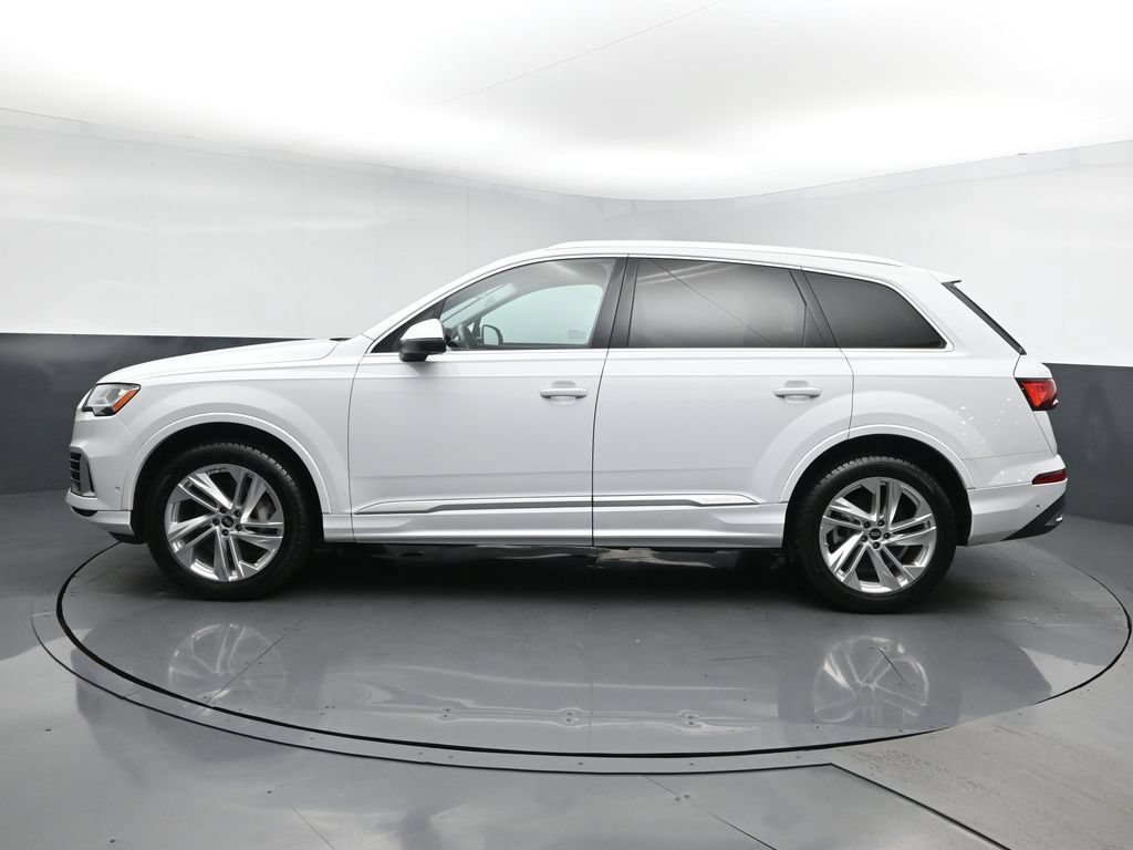 Used 2023 Audi Q7 3.0T Premium Plus AWD/4WD image 4