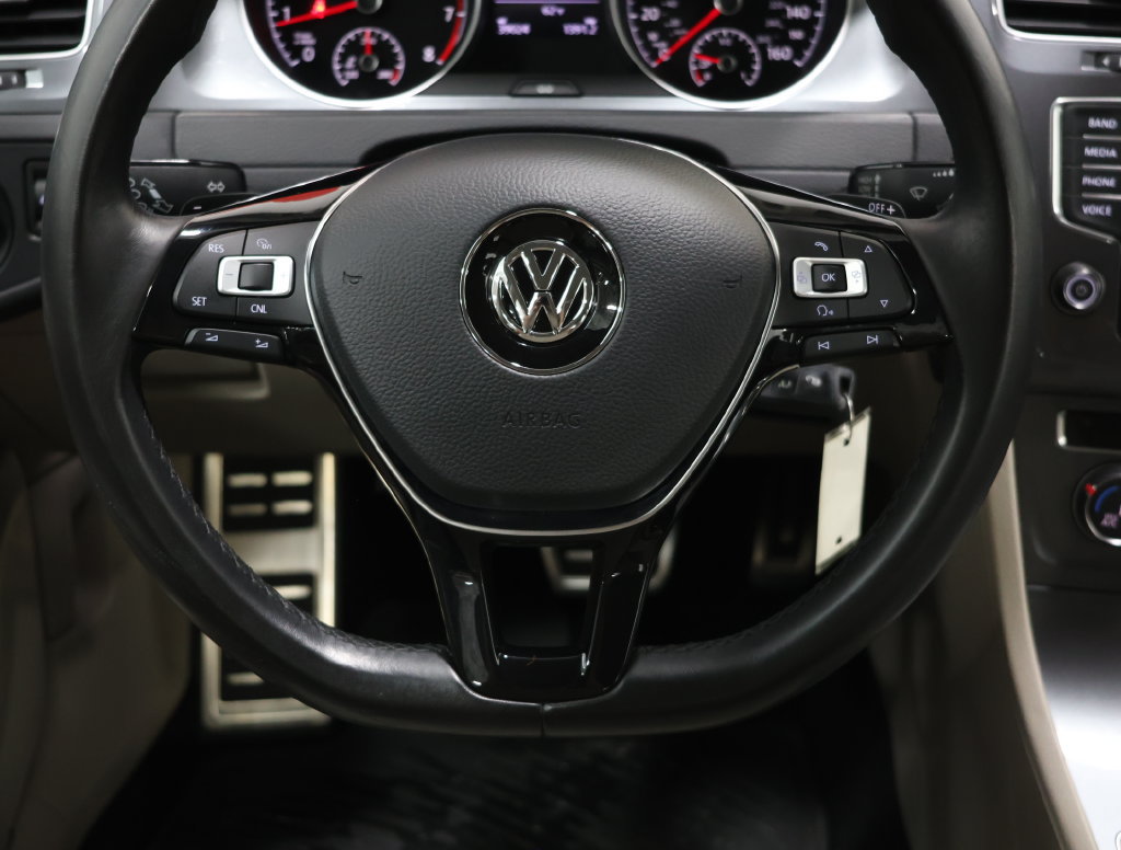 Used 2017 Volkswagen Golf Alltrack S AWD/4WD image 17