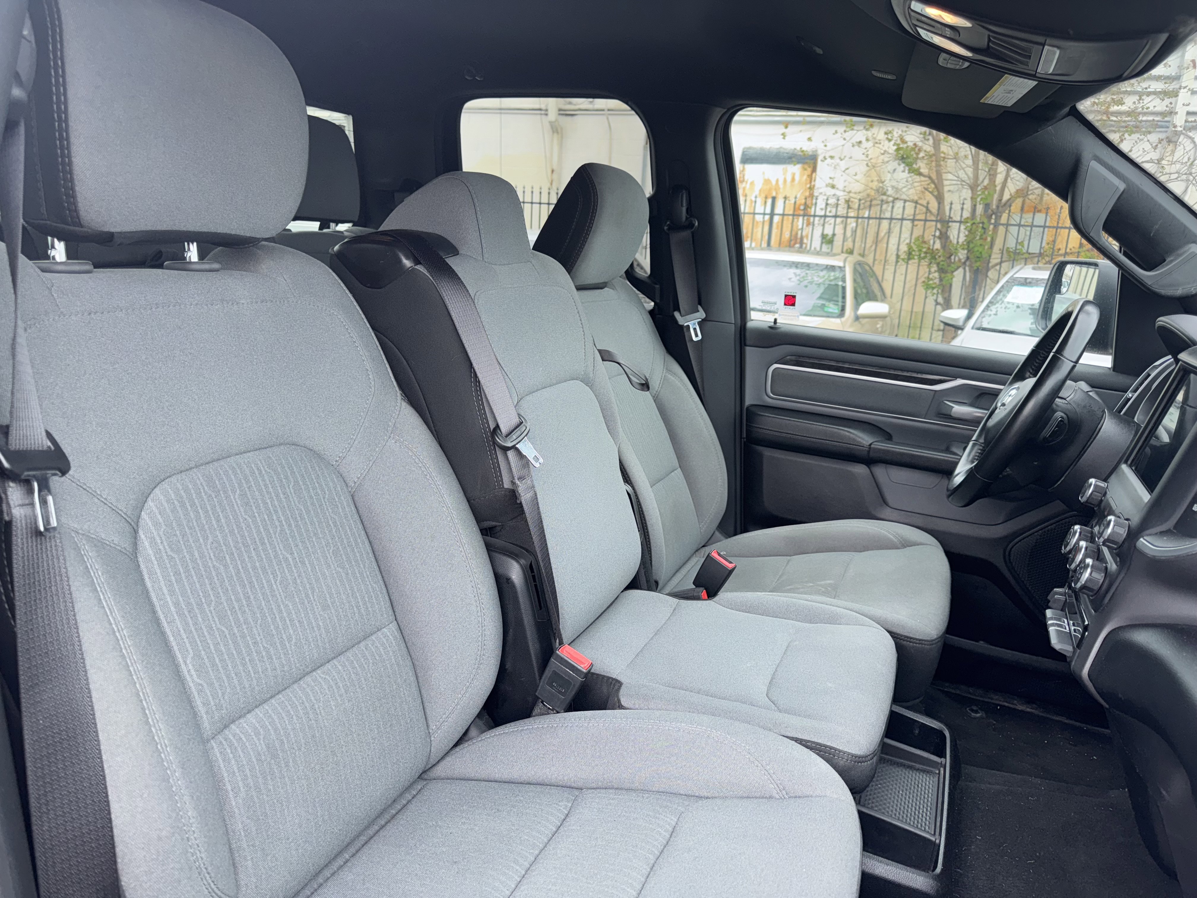 Used 2021 RAM 1500 Big Horn image 5