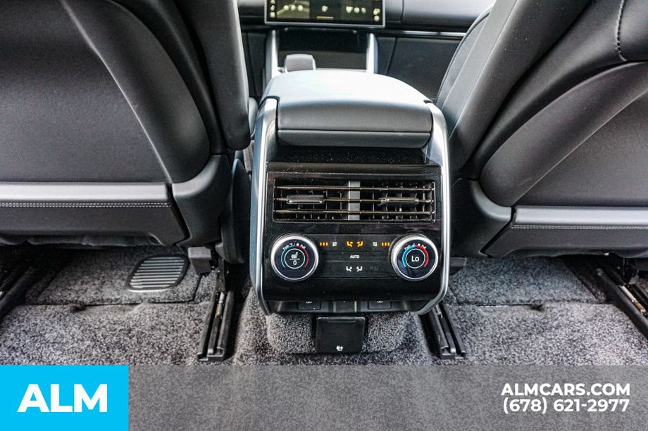 Used 2025 Land Rover Range Rover SE AWD/4WD image 31