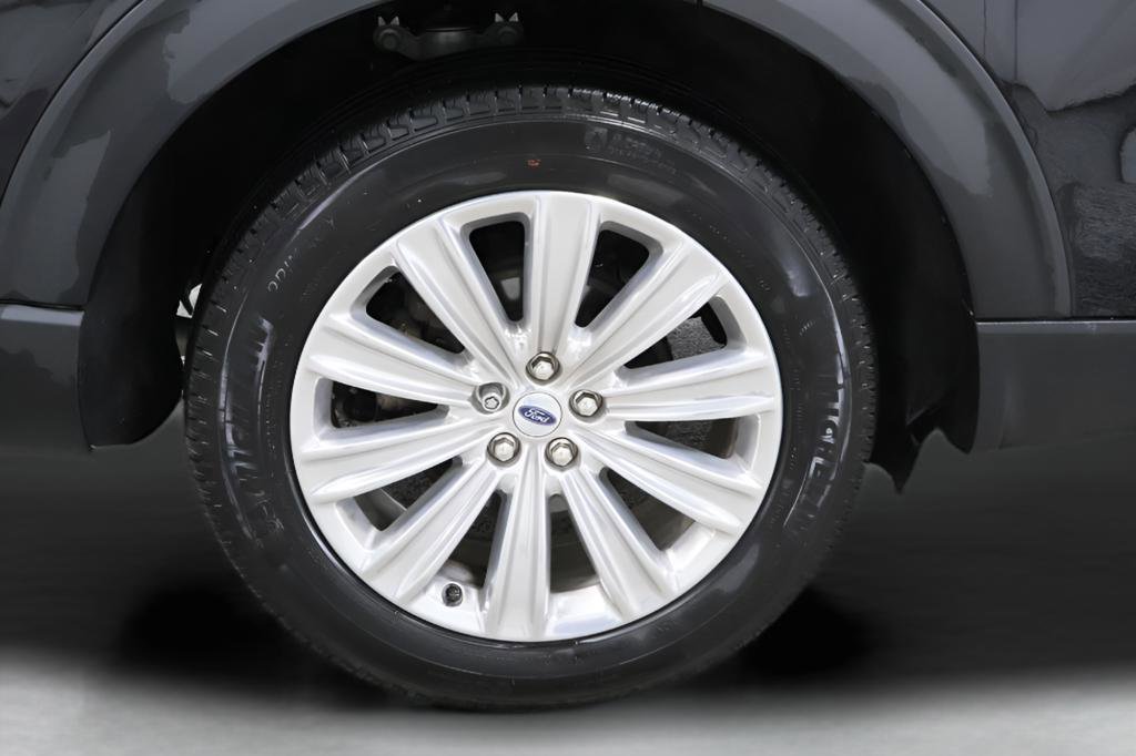 Used 2025 Ford Explorer Platinum w/ LUX Leather Package AWD/4WD image 25