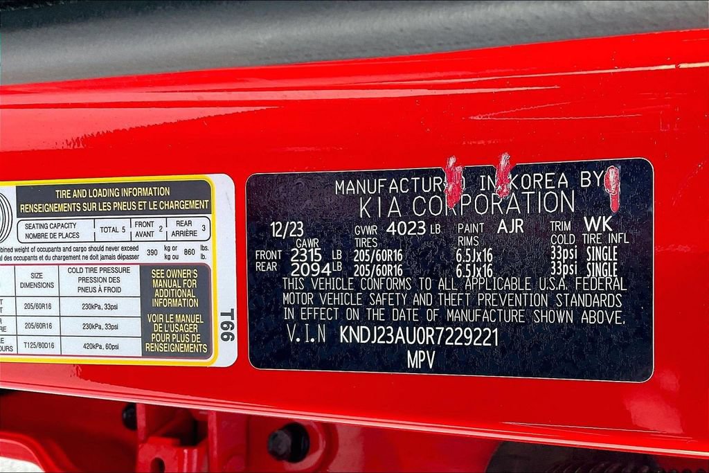 Used 2024 Kia Soul LX w/ Option Group 015 FWD image 34
