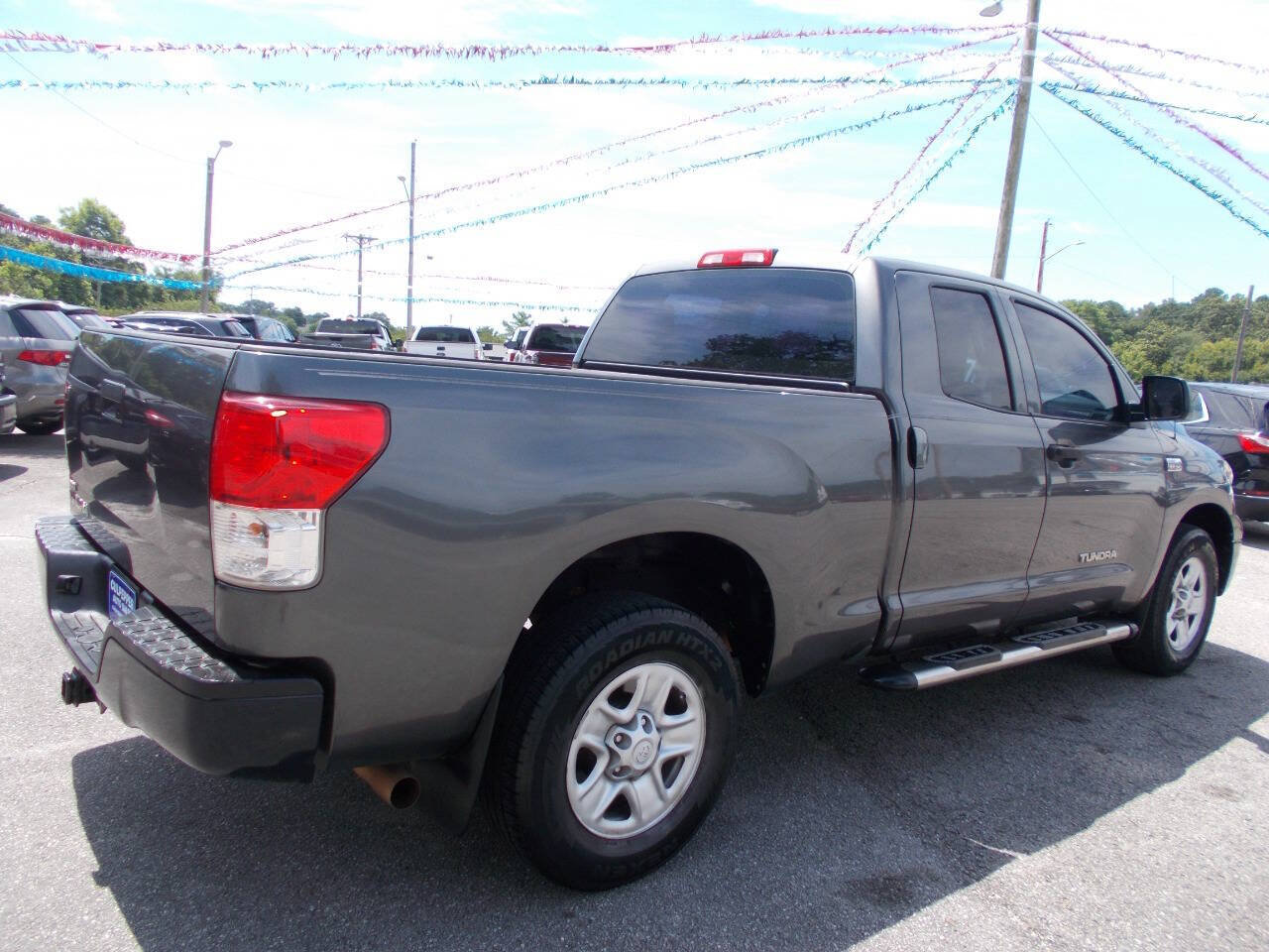 Used 2011 Toyota Tundra 2WD Double Cab w/ Tow Pkg image 3