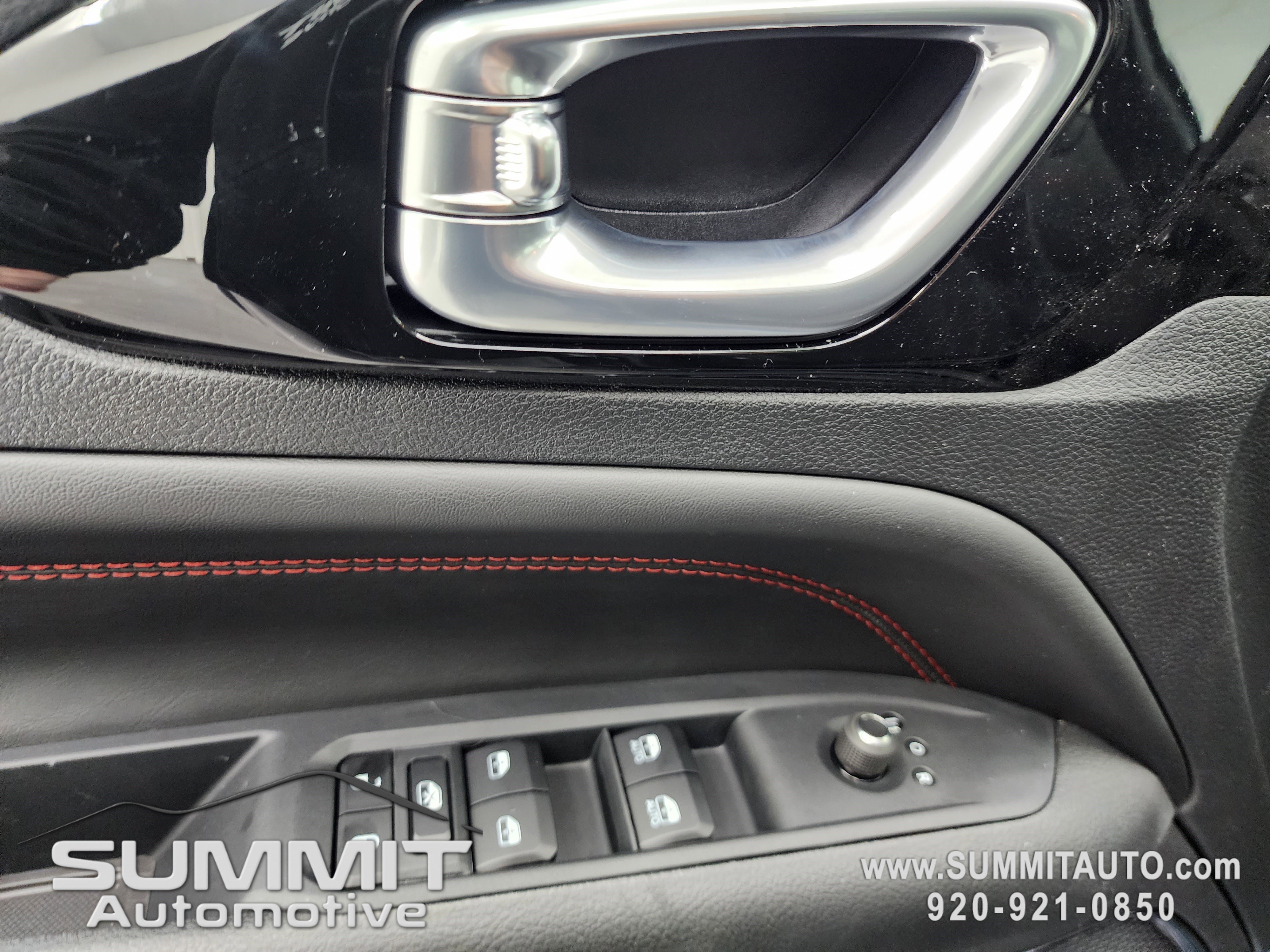 New 2026 Jeep Compass Trailhawk w/ Sun, Sound & Navigation Group image 43